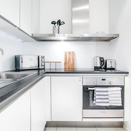 Pluxa Azure Cubic - Azure Cityview, Corporate Stays Welcome برمنغهام المظهر الخارجي الصورة