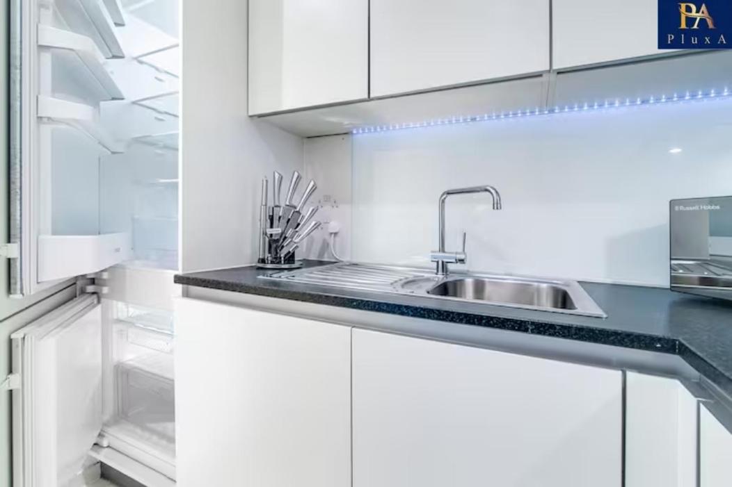 Pluxa Azure Cubic - Azure Cityview, Corporate Stays Welcome برمنغهام المظهر الخارجي الصورة